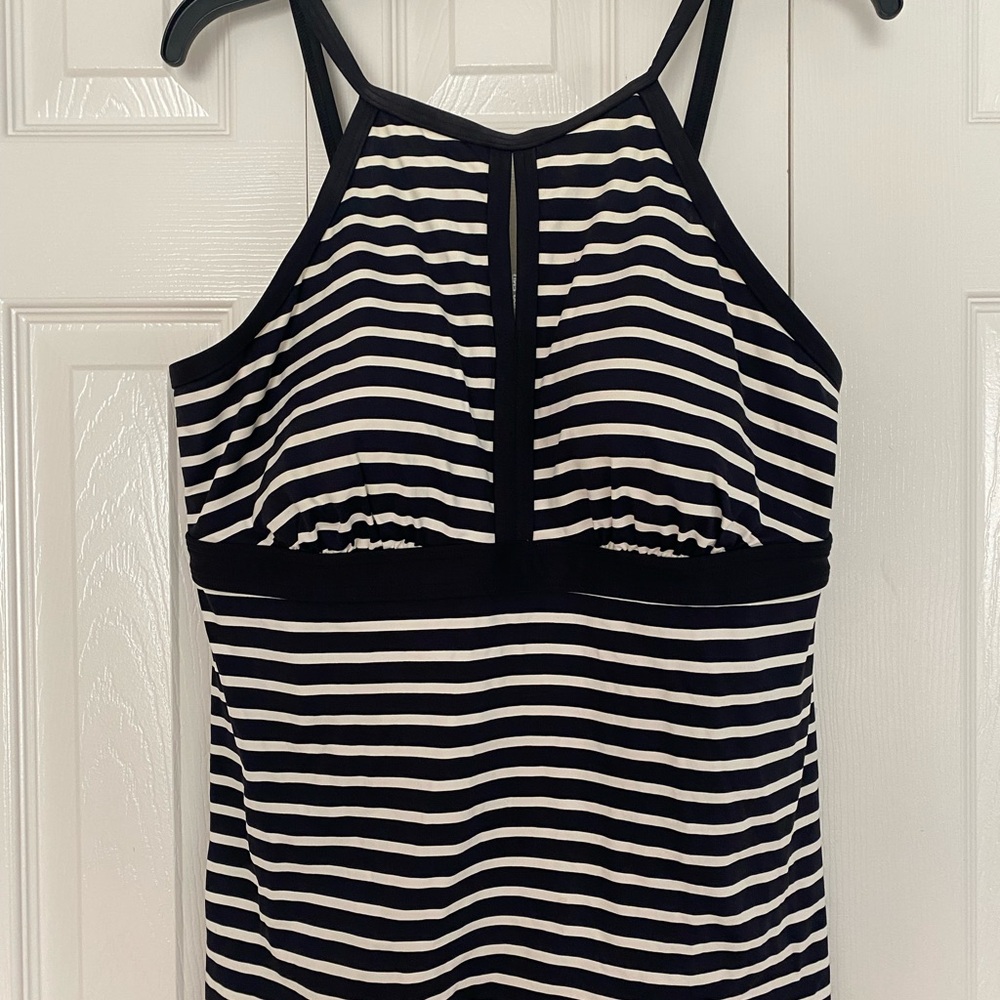 Land’s End Women's Size 14 Keyhole High Neck Modest Tankini Adjustable Straps